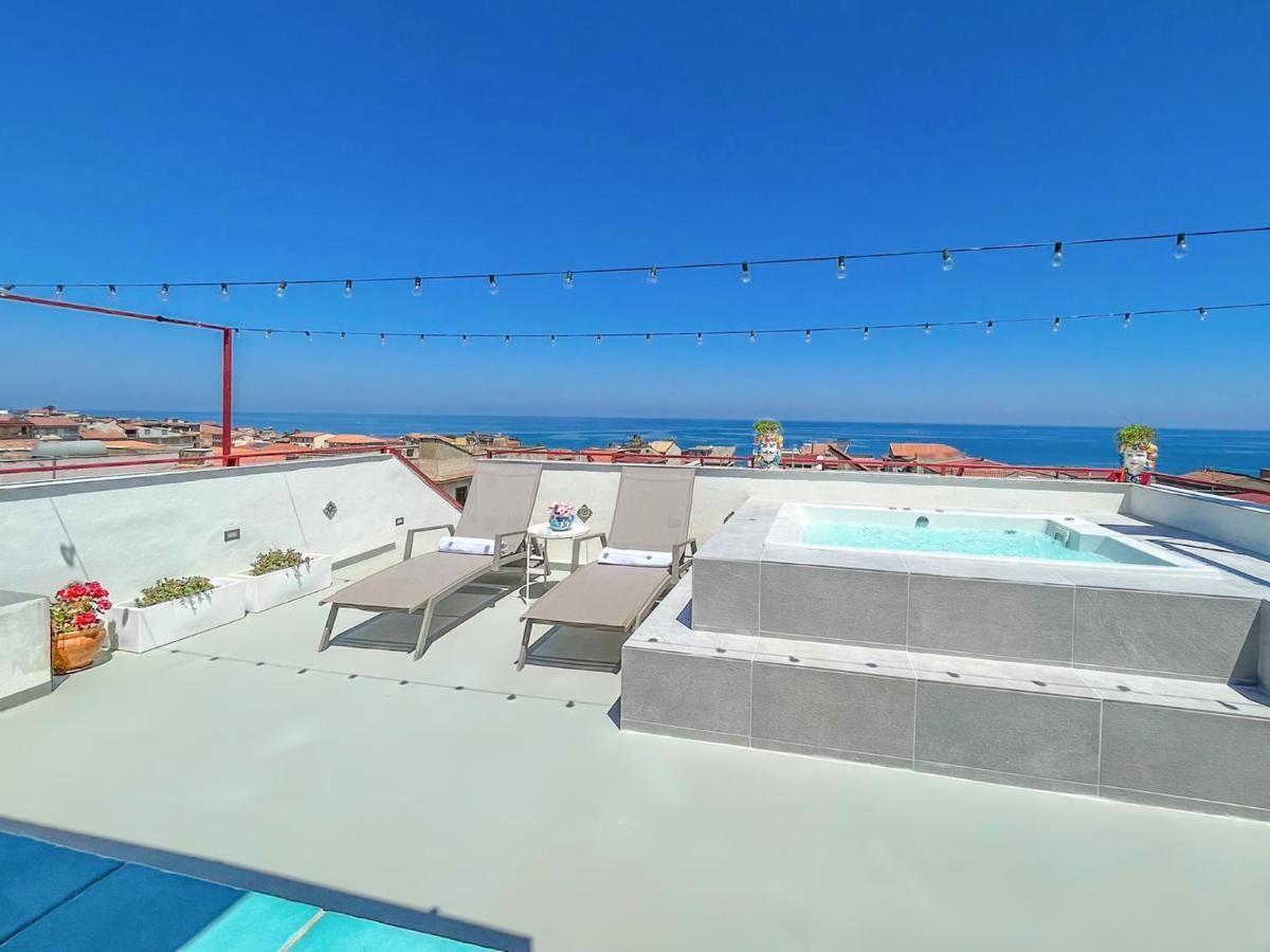 Duca D'Aosta Terrace, Skypool & Sauna Акуедолчи Екстериор снимка
